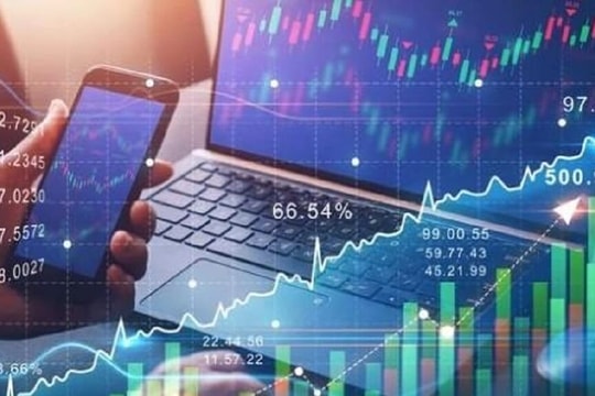 Nhóm quỹ cổ phiếu đạt lợi nhuận đột phá khi VN-Index bứt tốc