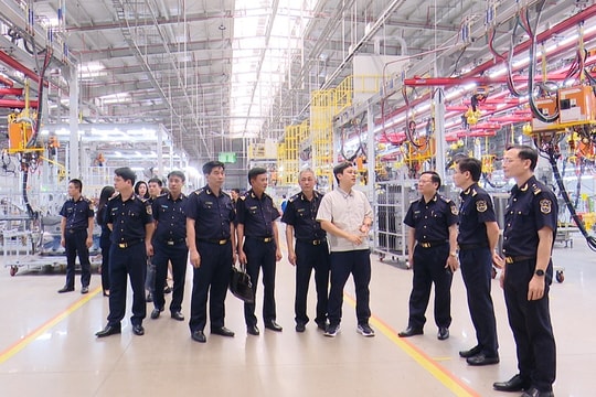 Hải quan Ninh Bình: Từ "nút chặn" thành "điểm tựa" đồng hành cùng Doanh nghiệp