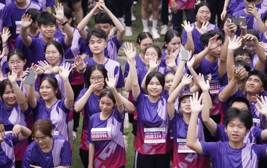 NAPAS phối hợp trao tặng gói tầm soát ung thư và xét nghiệm cho phụ nữ yếu thế