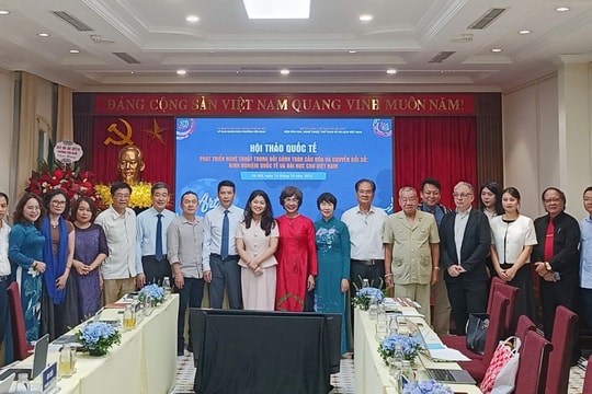 Phát triển nghệ thuật trong bối cảnh toàn cầu hóa và chuyển đổi số