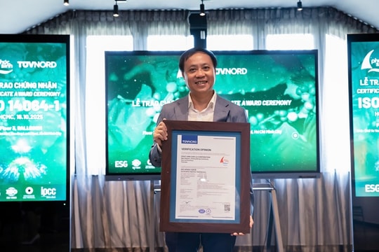 Phúc Sinh - Tập đoàn đầu tiên nhận chứng nhận kiểm kê khí nhà kính cho toàn hệ thống