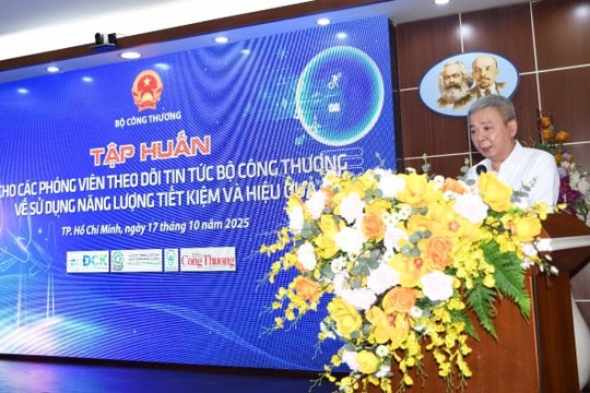 EVNSPC: Tập huấn truyền thông sử dụng năng lượng tiết kiệm và hiệu quả