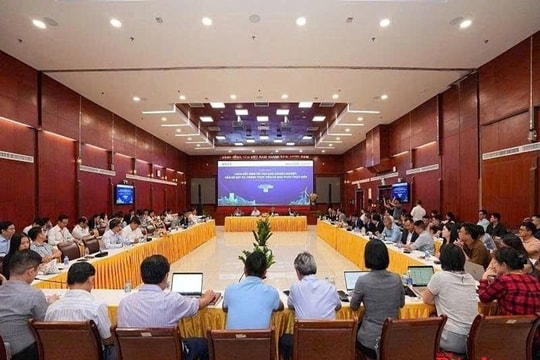Văn phòng Chính phủ đề nghị Bộ Công Thương nghiên cứu, xem xét kiến nghị về điện tái tạo