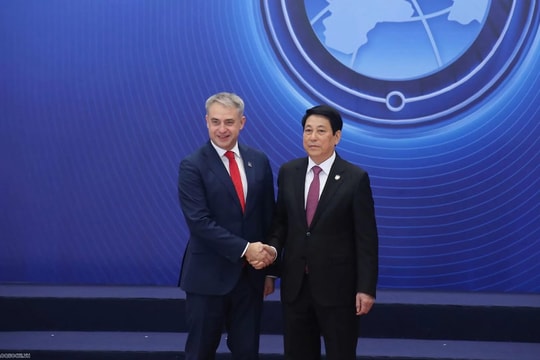 Lễ đón chính thức các Trưởng đoàn tại Lễ mở ký Công ước Liên hợp quốc về chống tội phạm mạng