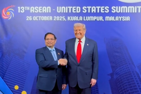 Tổng thống Hoa Kỳ Donald Trump nhận lời thăm Việt Nam