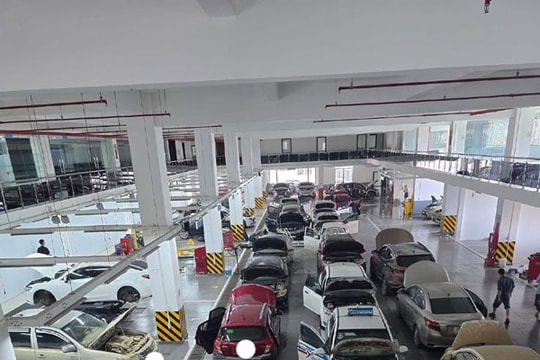 Choáng váng với báo giá sửa chữa ô tô ngập nước