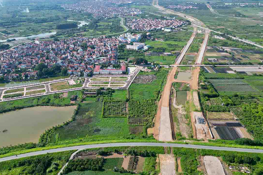 Thị trường đất nền khó hạ nhiệt