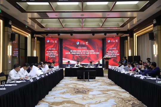 Hội nghị Hội đồng chung tuyển Giải thưởng Sao Đỏ - Doanh nhân trẻ Việt Nam tiêu biểu 2025