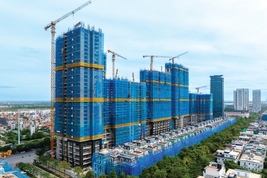 Bất động sản trở lại đường đua