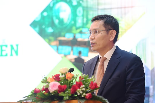 Tăng trưởng bền vững từ “hai bánh xe” chuyển đổi số và xanh