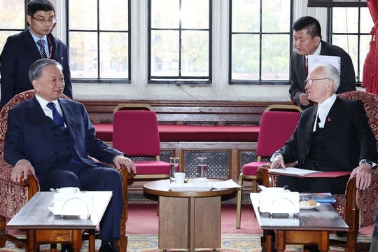 Tổng Bí thư Tô Lâm hội kiến Chủ tịch Thượng viện Anh John McFall