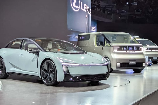 Xe Nhật tăng tốc trước sức ép từ đối thủ Trung Quốc