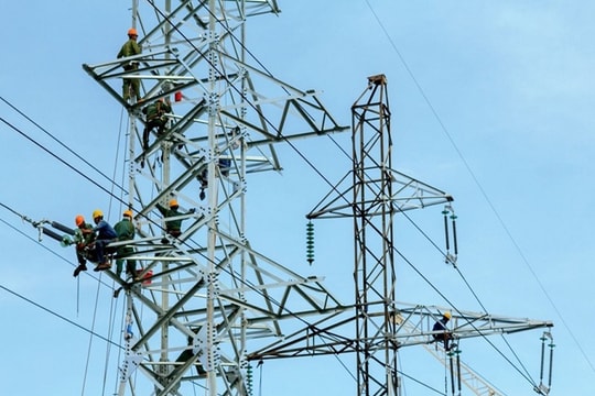 Gỡ nút thắt để tăng tốc phát triển hạ tầng lưới điện