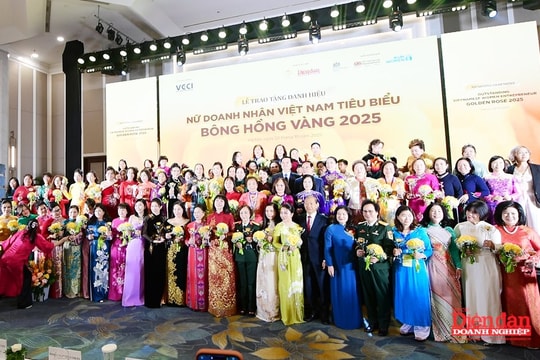 NỮ DOANH NHÂN VIỆT NAM TIÊU BIỂU - BÔNG HỒNG VÀNG 2025