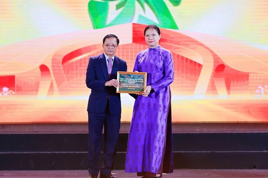 HDBank chung tay cùng Chính phủ hỗ trợ đồng bào vùng bão lũ