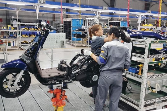 Ngành xe điện “khát” nhân lực