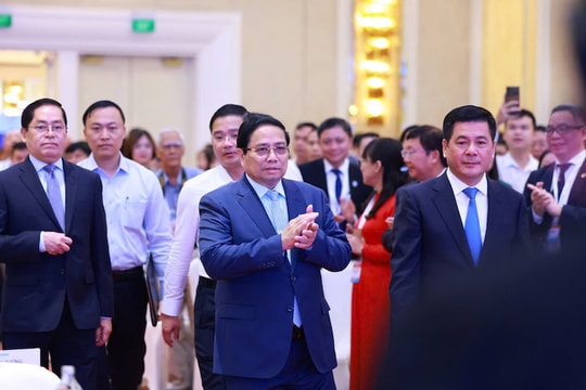 Thủ tướng sẽ tham dự Diễn đàn Logistics Việt Nam 2025: Đưa logistics vươn mình tiến vào kỷ nguyên mới