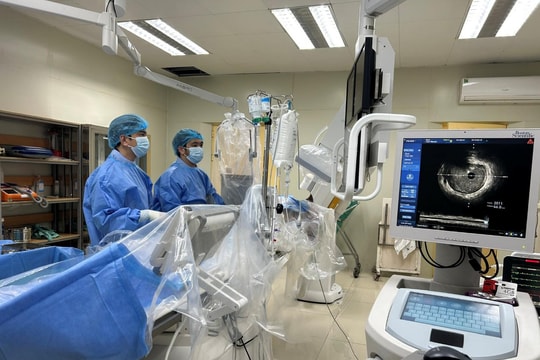 Nghiện thuốc lá, bệnh nhân trẻ tuổi ngừng tuần hoàn do nhồi máu cơ tim cấp