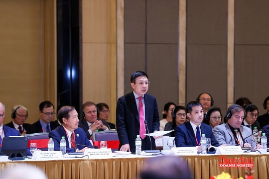 Chủ tịch VCCI: Cộng đồng doanh nghiệp cam kết đồng hành cùng Chính phủ chuyển đổi xanh trong kỷ nguyên số