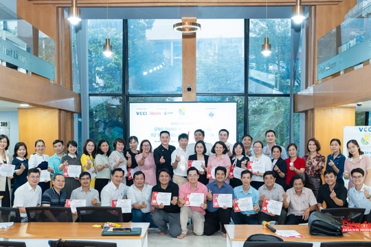 Bế giảng Khóa tập huấn giảng viên nguồn, cố vấn: Hành trình lan tỏa hệ sinh thái khởi nghiệp sáng tạo