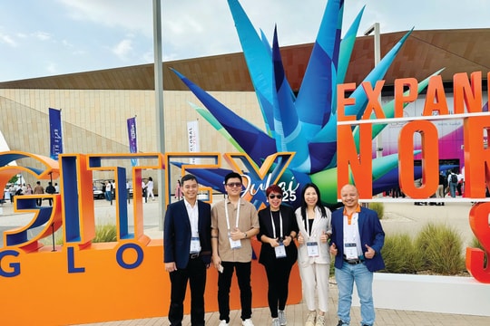 Tầm nhìn từ Dubai, UAE