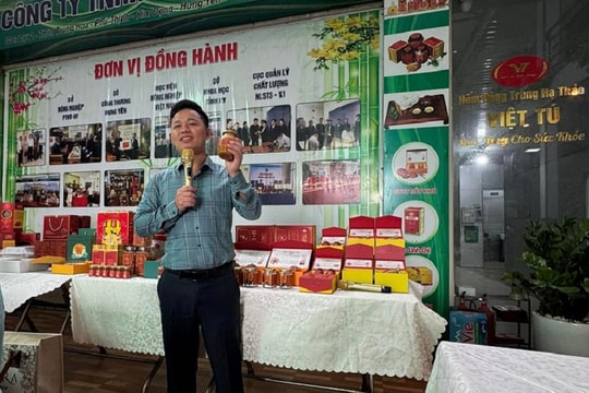 Bỏ kỹ sư xây dựng để khởi nghiệp hái 'vàng' từ nấm công nghệ cao