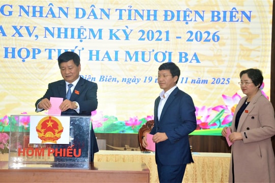 Kiện toàn chức danh Chủ tịch HĐND và Chủ tịch UBND tỉnh Điện Biên