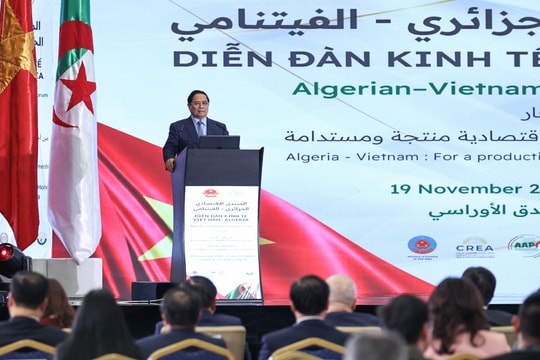 Thủ tướng mời gọi doanh nghiệp Việt Nam đầu tư tại Algeria để xuất khẩu sang 3 châu lục