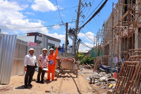 Hiểm hoạ khôn lường từ hệ thống điện công tơ không thể chủ quan