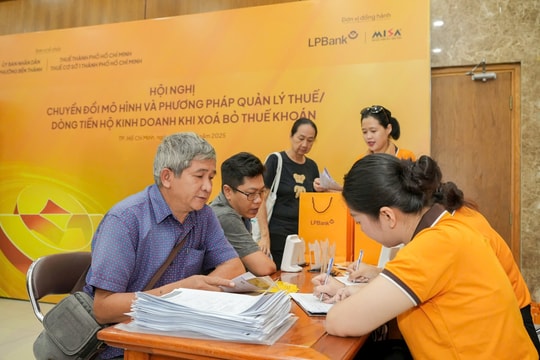 LPBank mở gói giải pháp giúp hộ kinh doanh, tiểu thương chuyển đổi dễ dàng