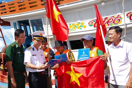 Điểm tựa vững chắc cho ngư dân vươn khơi, phát triển kinh tế biển bền vững