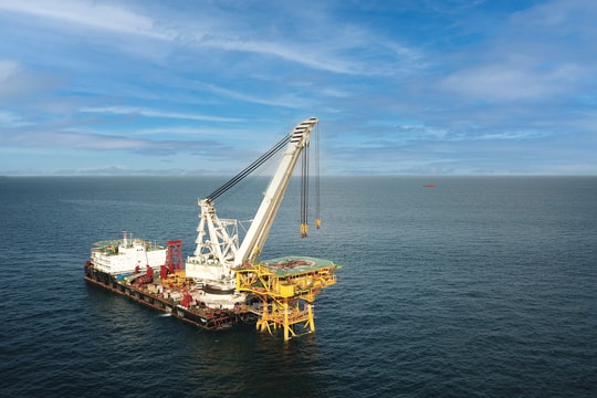 Petrovietnam lọt Top 10 doanh nghiệp tạo giá trị hàng đầu Việt Nam 2025