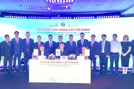 Vietcombank, Agribank ký hợp đồng cấp tín dụng để mở rộng cao tốc TP.HCM - Long Thành