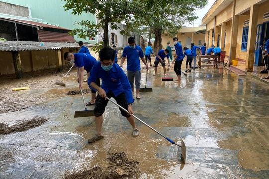 Khát vọng tuổi trẻ Việt Nam qua những mùa gian khó