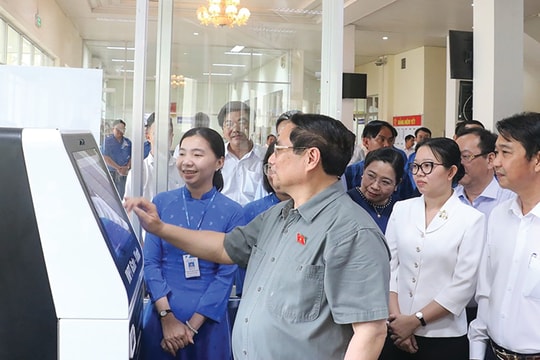 Tăng tốc chuyển đổi số