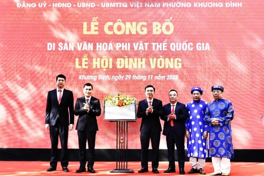 Phường Khương Đình đón nhận Di sản văn hóa phi vật thể quốc gia Lễ hội truyền thống Đình Vòng