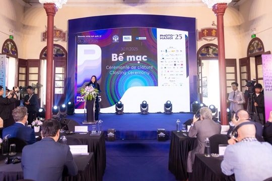 Bế mạc Photo Hanoi’25 – Biennale Nhiếp ảnh Quốc tế: Hà Nội khẳng định vị thế đô thị sáng tạo