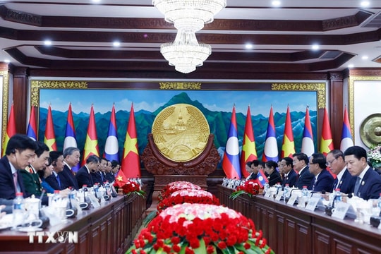 Đưa quan hệ Việt Nam - Lào lên tầm cao phát triển mới