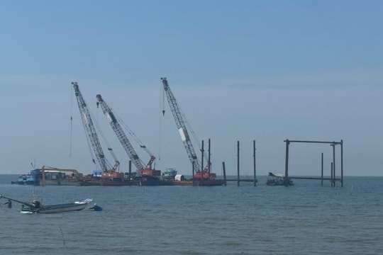 Sớm gỡ khó các công trình lưới điện trên đảo Phú Quốc