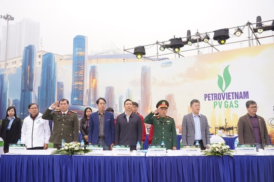 Lễ khai mạc Cuộc thi sáng tạo UAV CUP PV GAS 2025 – Vùng trời quê hương