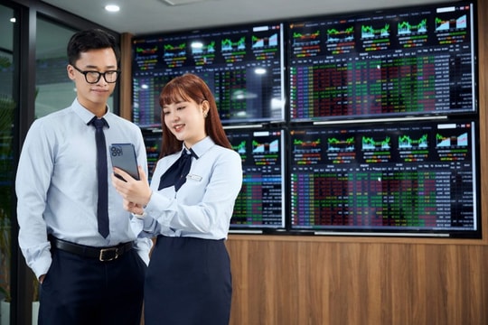 Nâng hạng FTSE 2026: Cơ hội hay thách thức?