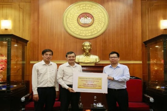 Công đoàn EVNSPC: Hướng về miền trung yêu thương