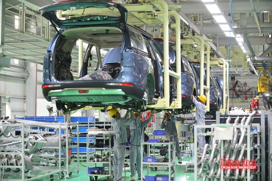 Sản lượng ô tô nội địa bứt phá, thị trường bước vào mùa cao điểm