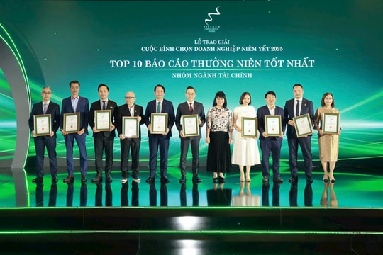 BIDV đã lần thứ 3 liên tiếp được trao giải thưởng “Top 10 Báo cáo thường niên tốt nhất – nhóm ngành tài chính