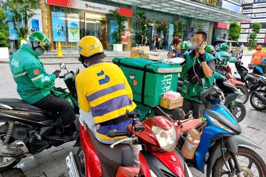 Chuyển đổi xanh trong vùng LEZ Hà Nội: Doanh nghiệp xe công nghệ chuẩn bị như thế nào?