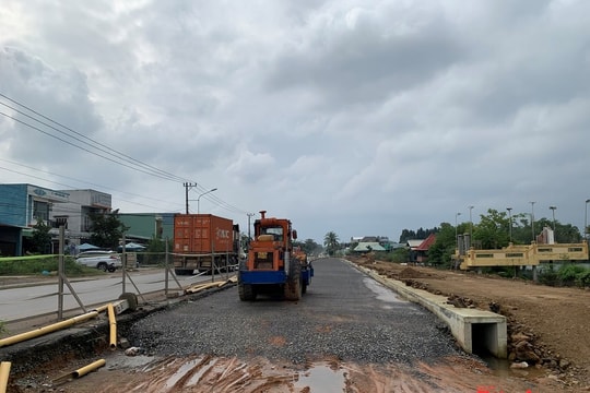 Đà Nẵng: Dự án nâng cấp Quốc lộ 14B trễ tiến độ do đâu?
