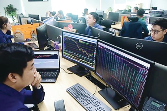 “Săn” cổ phiếu bất động sản KCN