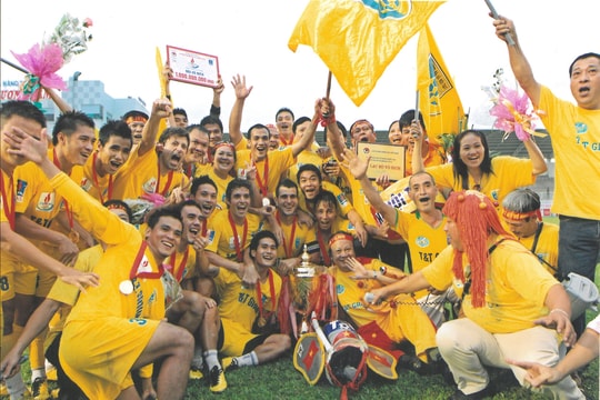 CLB Bóng đá Hà Nội tri ân và gìn giữ những giá trị lịch sử, truyền thống