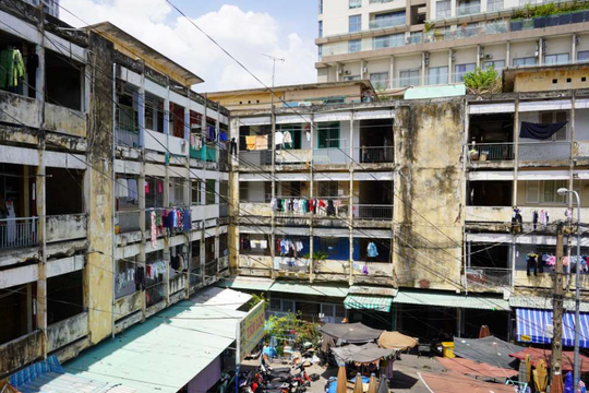 Cải tạo chung cư cũ: Từ “thuận mua vừa bán” thành “cứu hộ khẩn cấp”