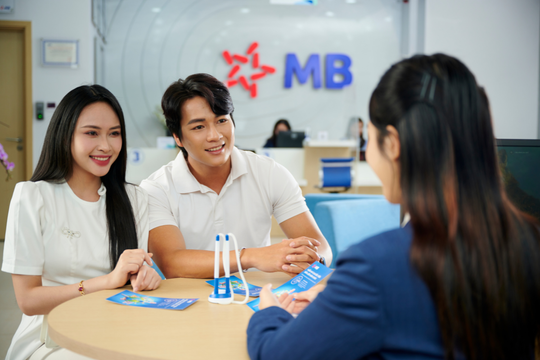 Chủ động tài chính thời số hóa: Người trẻ nói “có” với giải pháp vay online qua ngân hàng số